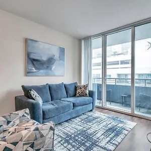  Apartment Luxury 3 Mins To Dt -pool-gym-balcony United States